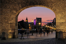 Summer stroll into Liverpool