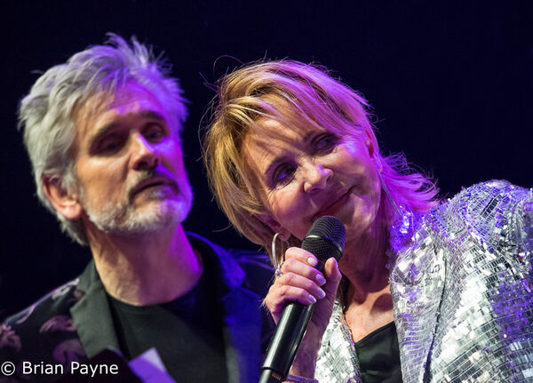 Lulu with Curtis Stigers