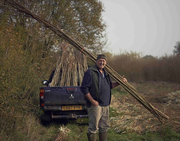 Burnham Willow loading-up in the Willow Bed
