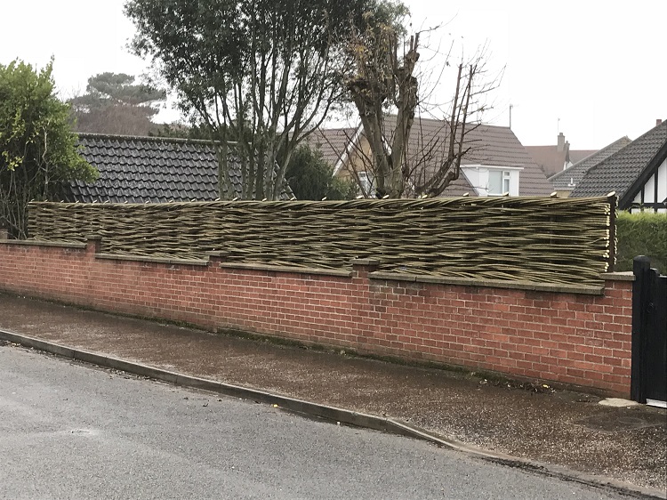 Burnham Willow Handmade Woven Willow Fencing