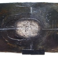 dark connection piece with black shadows