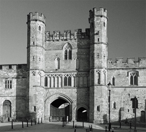 Gatehouse of Battle Abbey