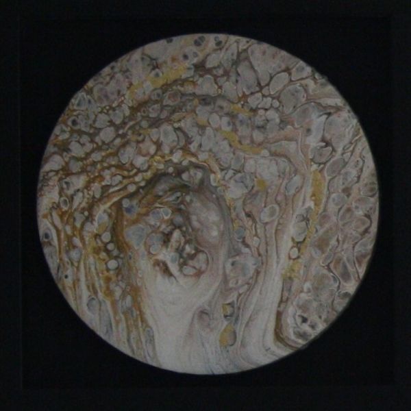 CIRCLE OF GOLD 2 (FRAMED) ACRYLIC POURING ON AN 8 INCH ROUND CANVAS