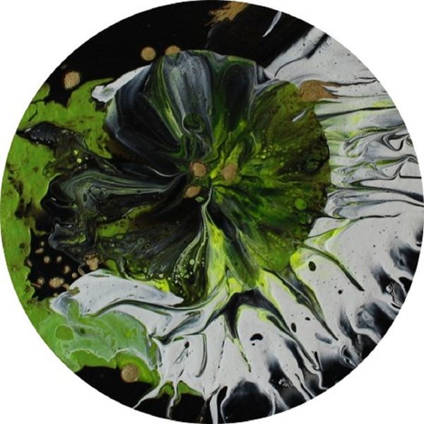 EVOLUTION 2 ACRYLIC POURING ON AN 8 INCH ROUND CANVAS