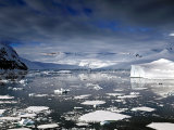 Glacier in Antarctica 2