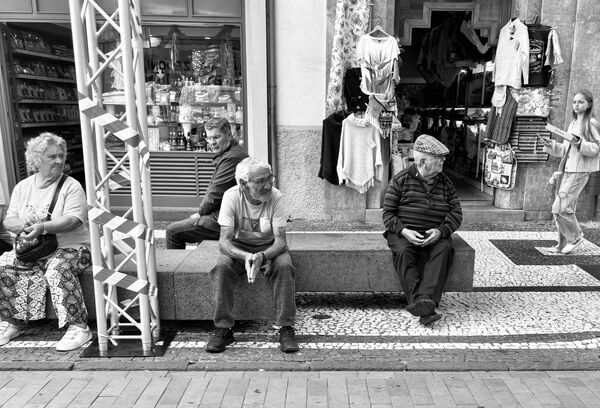 1st Place Prints  Passing Time by Mal Shearer