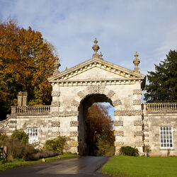 Fonthill Arch