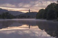 Wallace monument misty dawn500020