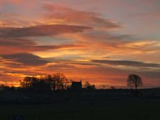 Kincaple farmhouse sunrise0002