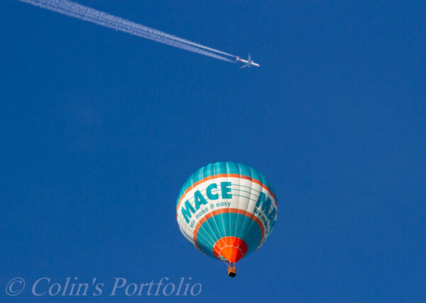 Two extreme modes of air travel.