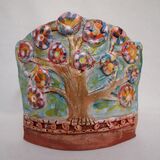 Medallion tree pot