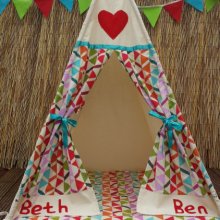 Play tent /Teepee / wigwam
