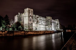 Newark Castle by Zander Tulloch 18pts