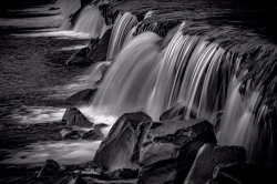 Winner - Flowing gently by Alan Wilson - 20 points