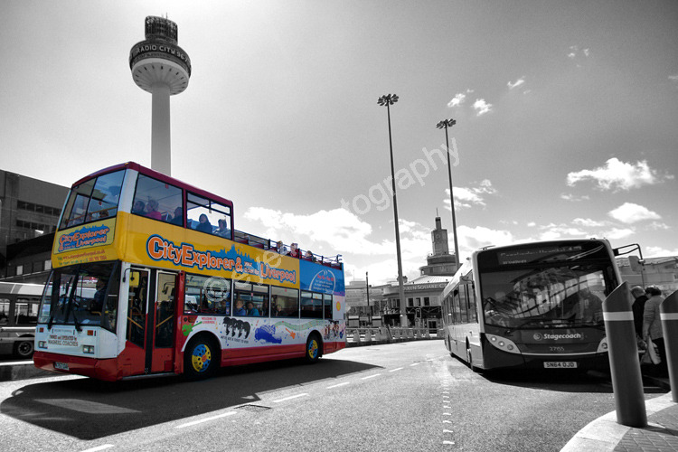 Queens square