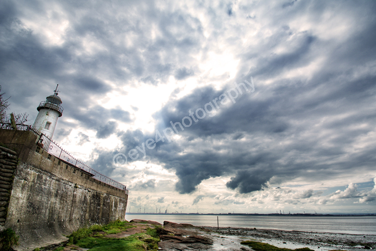 Hale lighthouse Skyline (c)