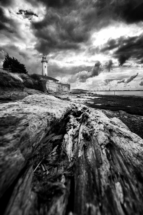 Hale lighthouse 1 (B&W)
