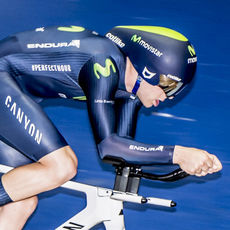 Alex Dowsett into the Blue