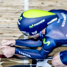Alex Dowsett side on