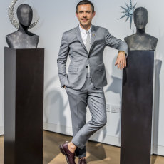 Shaun Leane with two famous creations