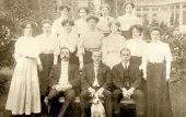 Morpeth house 1906, staff photograph