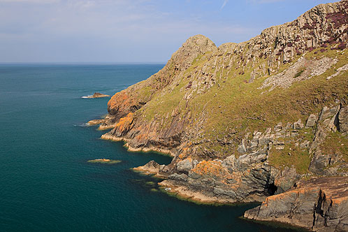 Carreg Bwch - Du
