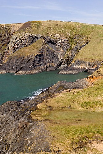 Raised beach -4- Ceibwr Bay