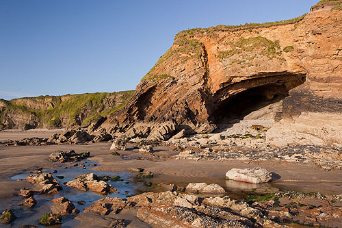 Fox Hole cave