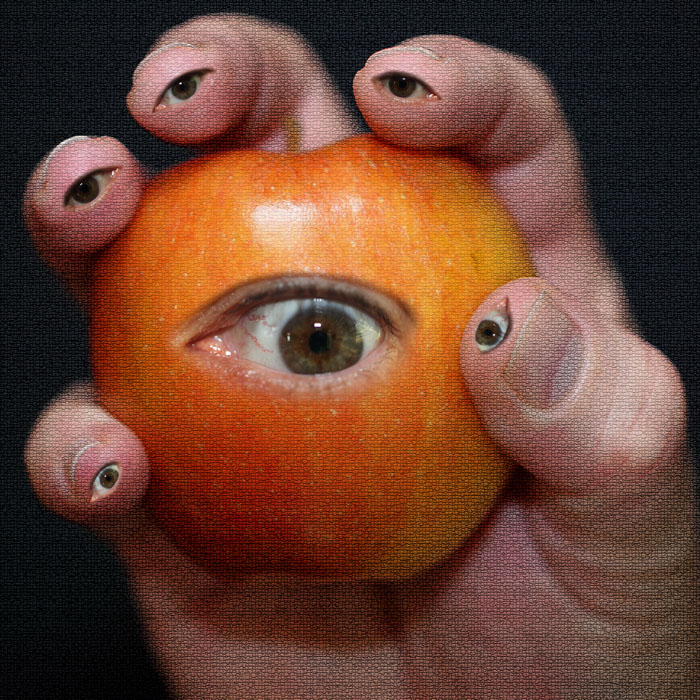The eye of your apple