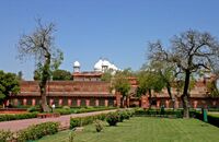 The Agra Fort garden 2
