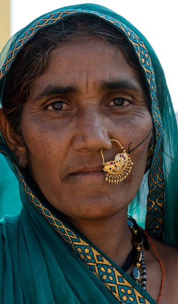 Lady wearing gold jewellery, Shahpura, Rajasthan