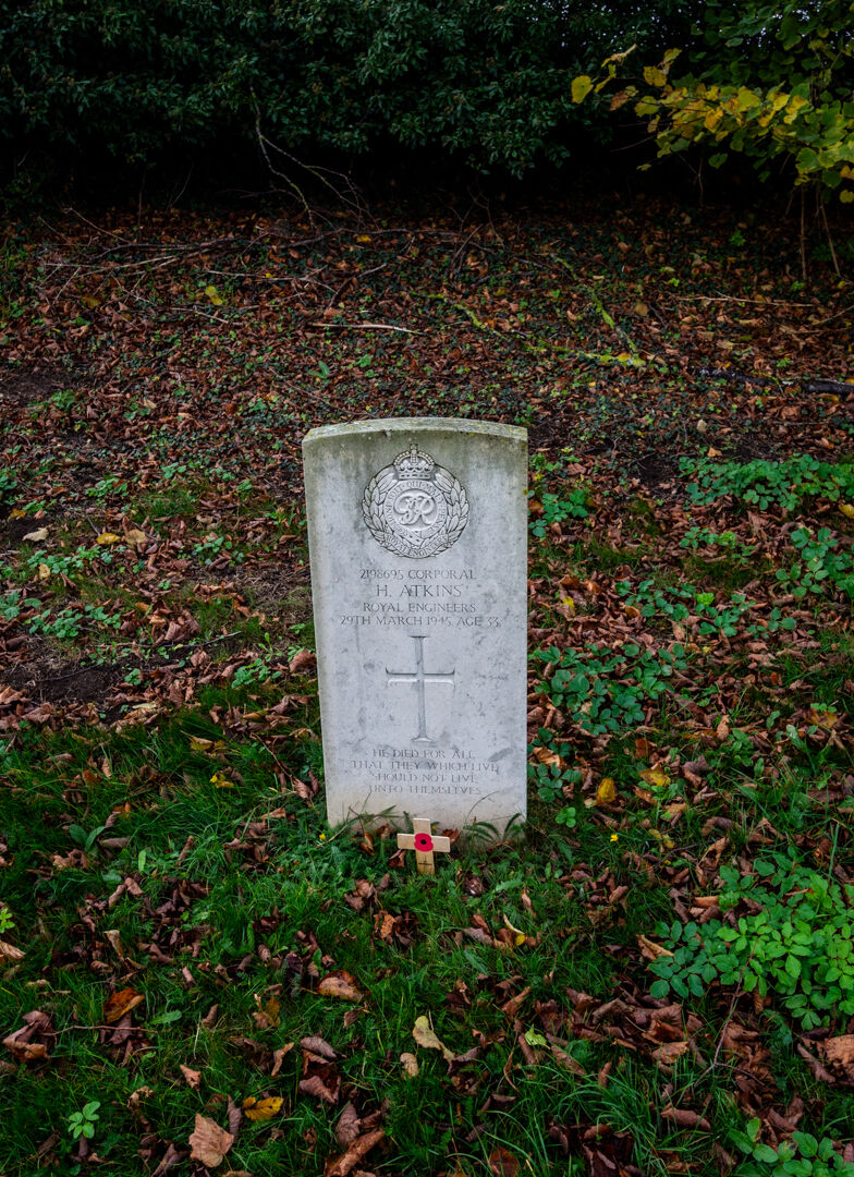 Churchyard of St Margaret, Burnham Norton, Norfolk