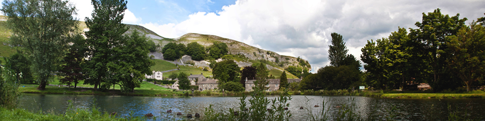 Kilnsey Park & Crag (panorama)