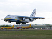 ANTONOV 124 Ralph Willis