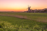 CLEY SUNRISE by Mike Arblaster
