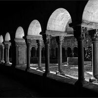 GIRONA CATHEDRAL CLOISTERS by Graham Duro