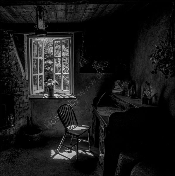 HEAD GARDNERS OFFICE by Dave Boardman