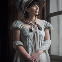 LOOKING FOR MR DARCY by Gillian Foulds