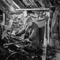 MAKING THE TWEED by Mark Constable