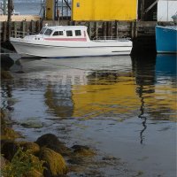 NEW ENGLAND HARBOUR by Gill Dishart