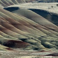 PAINTED HILLS by Peter Dishart