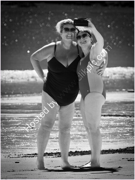 SELFIE ON HUISINIS BEACH by David Harrison