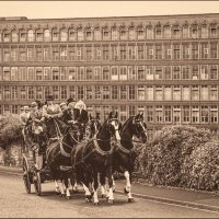 TANTIVY STAGECOACH, BELPER by Ashley Franklin