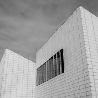 TURNER BUILDING MARGATE by Peter Ward