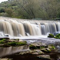 WEIR AT MONSAL DALE by Chris Hall
