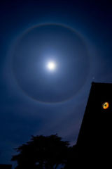 Halo round the moon