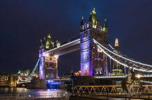 Tower Bridge at Night L04