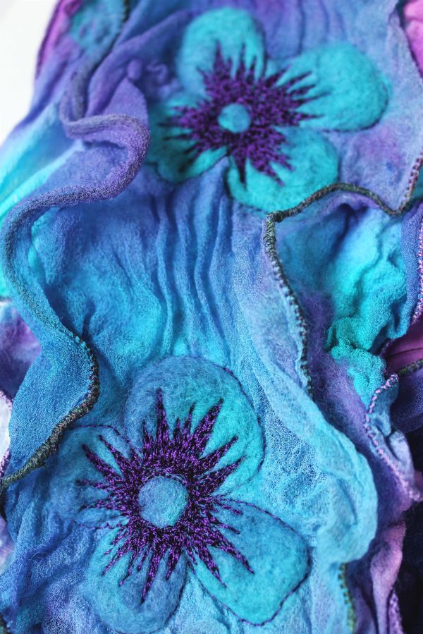 Aegean Floral neckpiece (detail)
