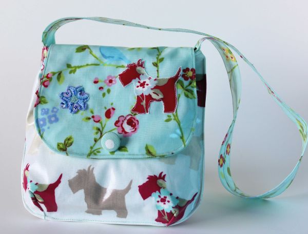Aqua/White Scotties bag