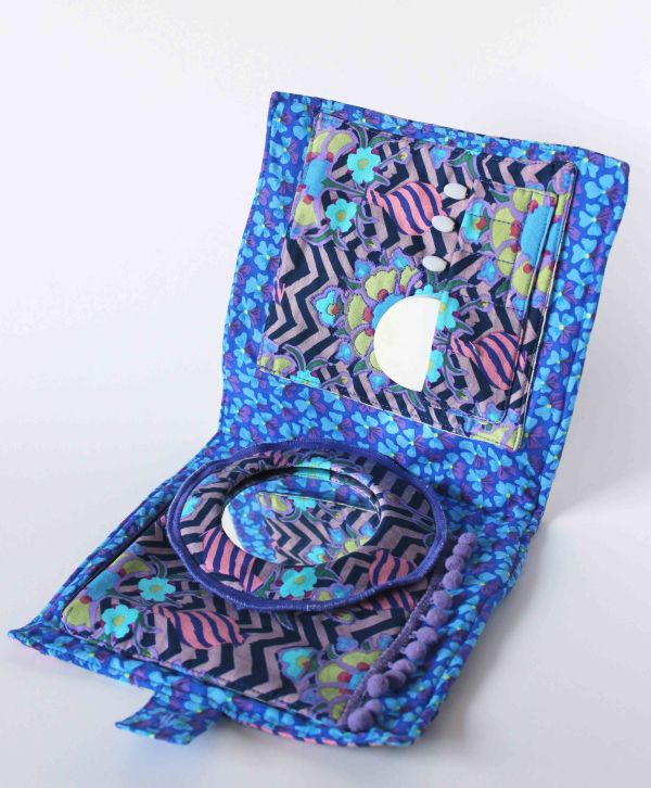 Geometric Flowers Make-Up Wallet- inside view